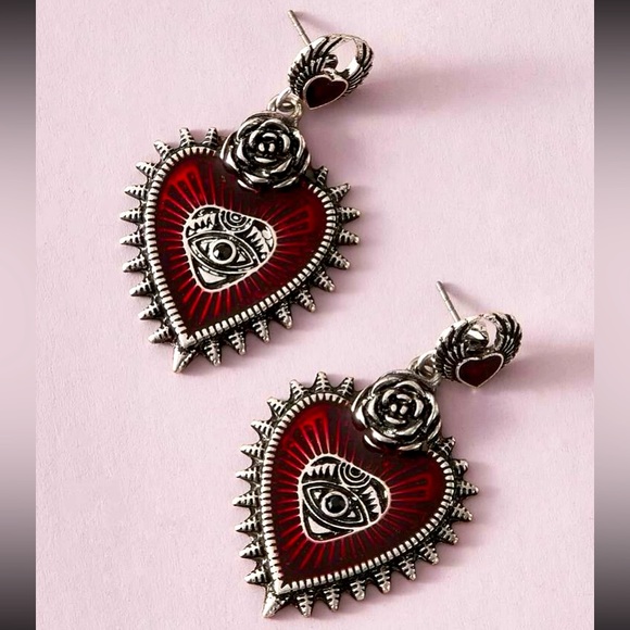 Goth Steampunk EvilEye Enchantress Queen of Hearts Statement EarJacket E… - Picture 10 of 10